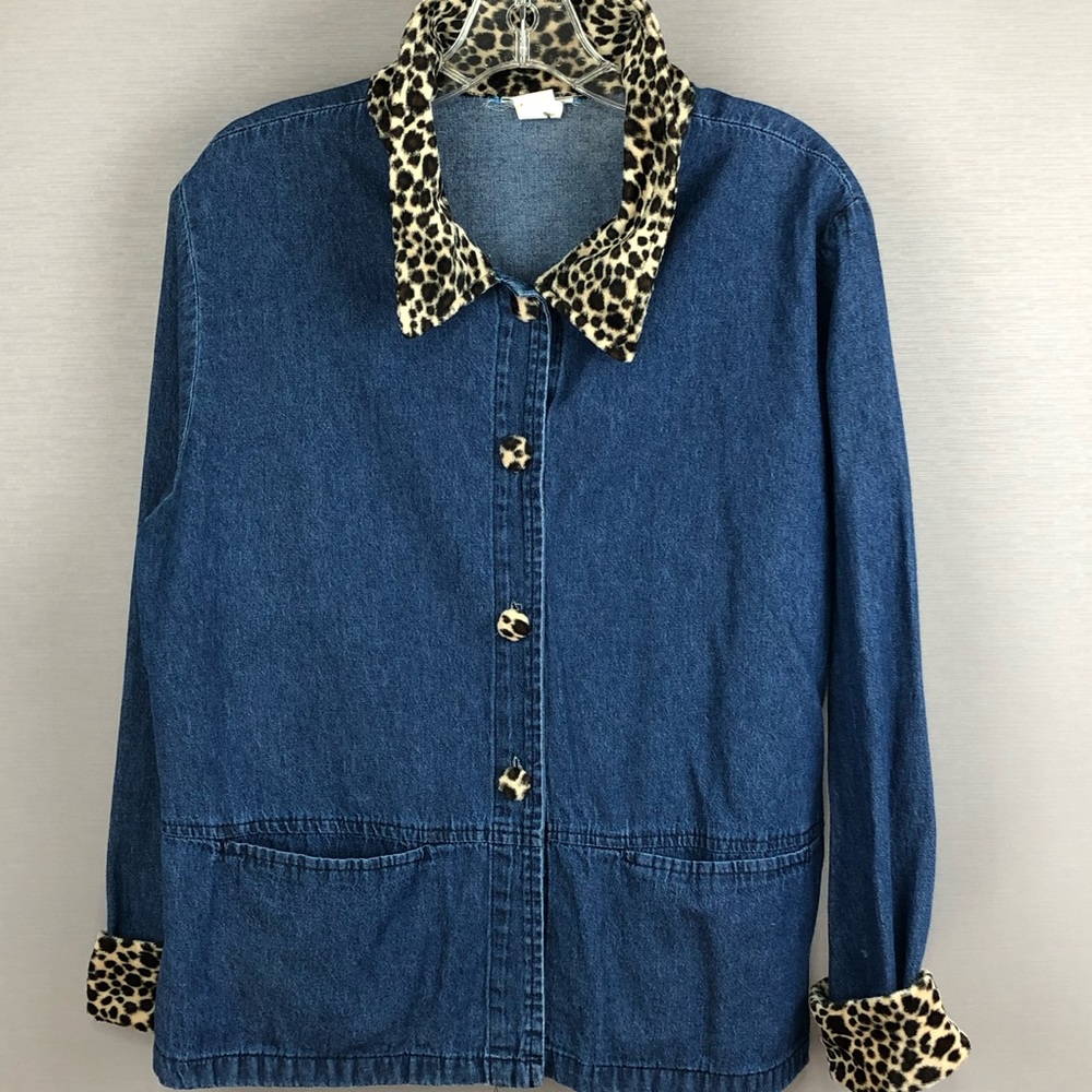 Denim Jacket w/Leopard Print. SZ S